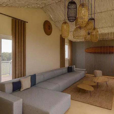 Magic Villa, 15 People For Families Or Groups Of Friends